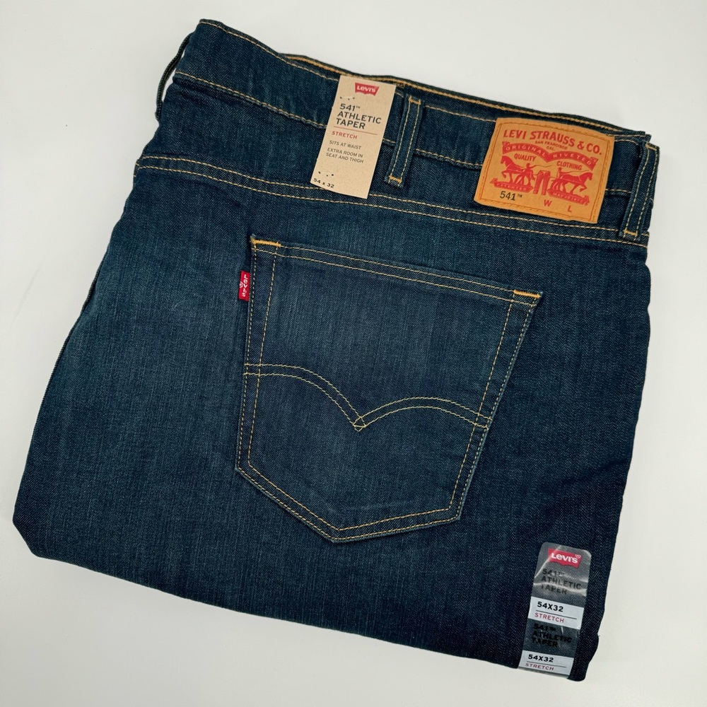 Levi's 541‎ Men's 54x32 Athletic Taper Fit Stretch Jeans Blue Dark Wash NWT